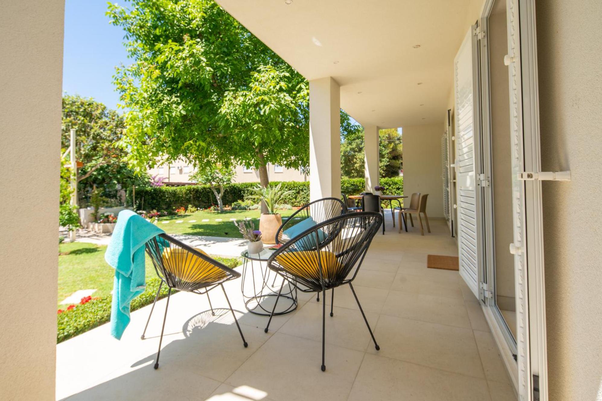 NEW! Luxury Garden apartment Pakoštane Exterior foto