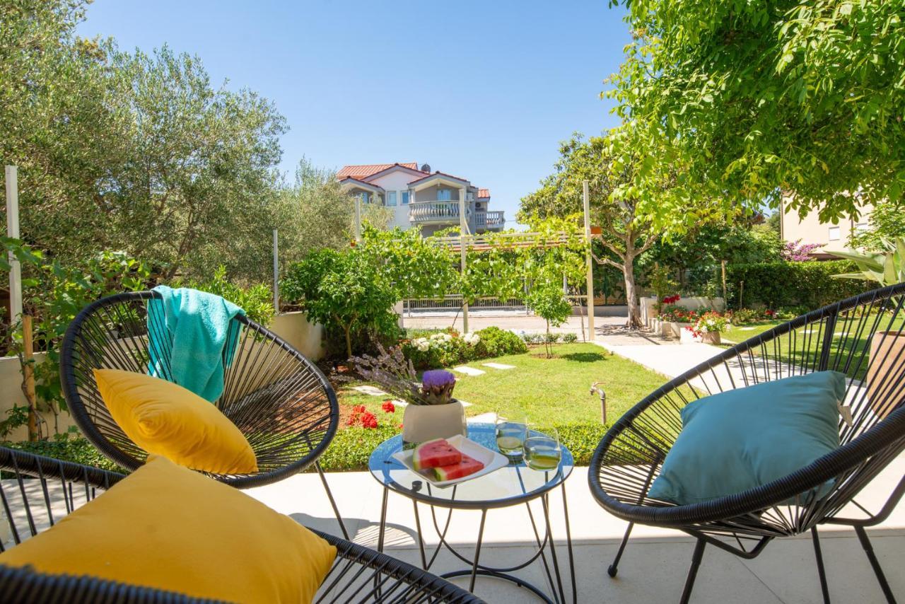 NEW! Luxury Garden apartment Pakoštane Exterior foto